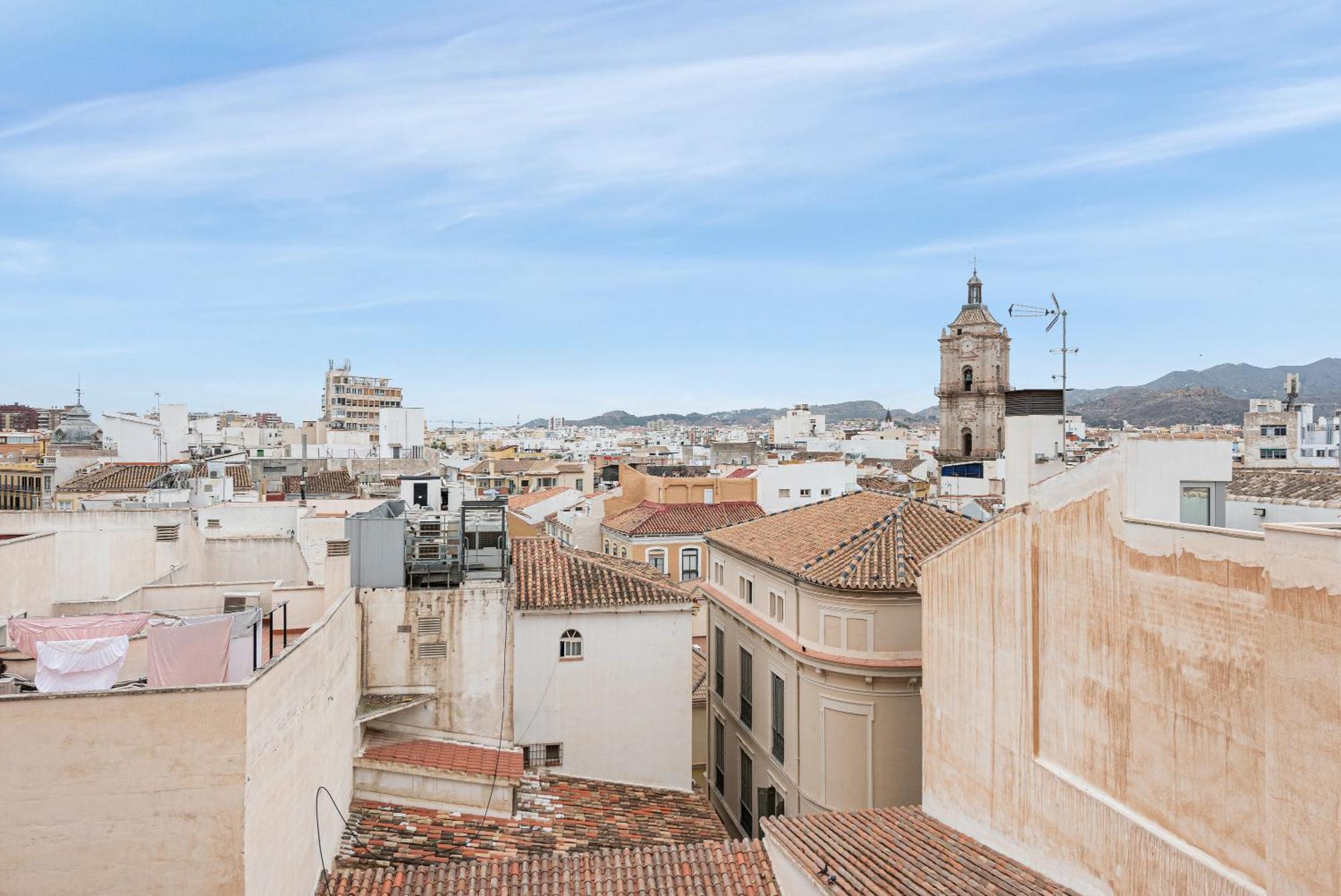 Estudios Larios 9 Malaga Exterior photo